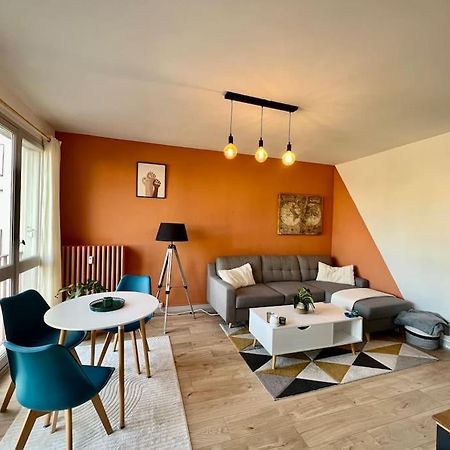 Le P'Tit Anatole - Joli T2 Avec Parking Lejlighed Poitiers Eksteriør billede